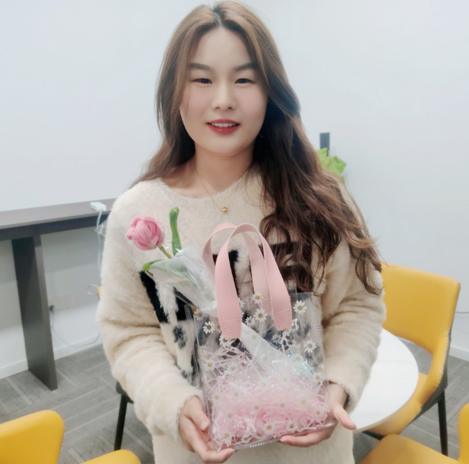 38“女神节”，入微咨询关爱女神，共创未来